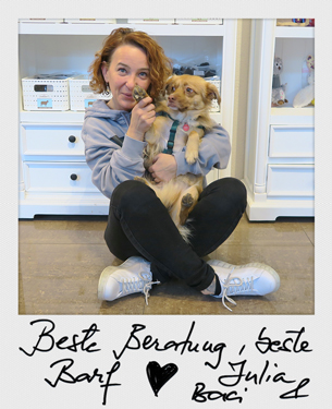 Ashuna's Hundeboutique und Barf Manufaktur - Julia mit Baci