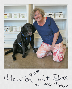 Ashuna's Hundeboutique und Barf Manufaktur - Monika mit Enox