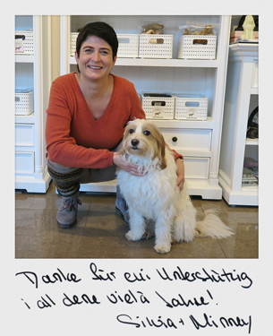 Ashuna's Hundeboutique und Barf Manufaktur - Silvia mit Mischling Minney
